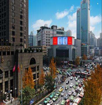 成都市盐市口西南影都楼顶LED广告